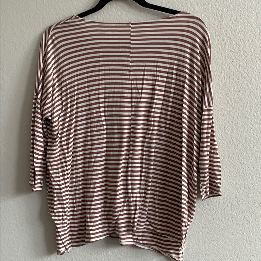 3/4 sleeve top - Picture 3 of 7
